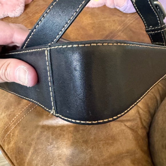 Talbots Black Leather Shoulder Bag - Picture 4 of 7